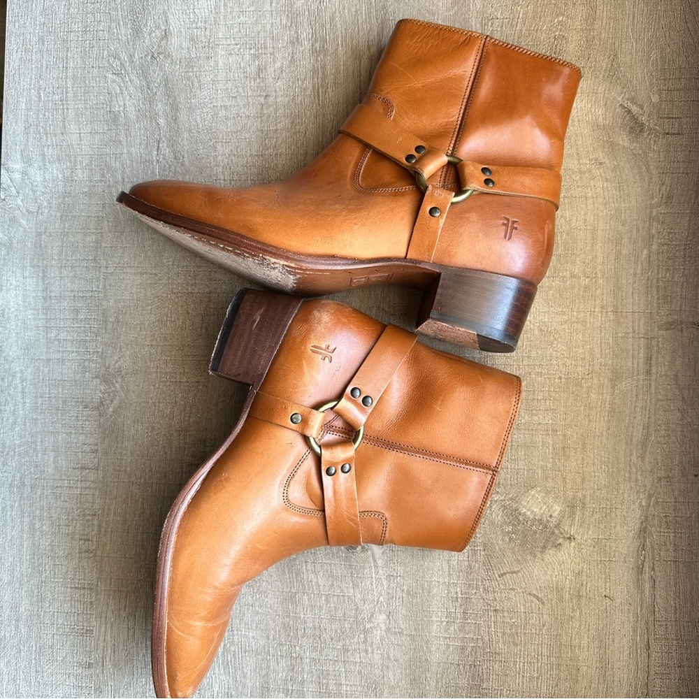 EUC Frye leather boots